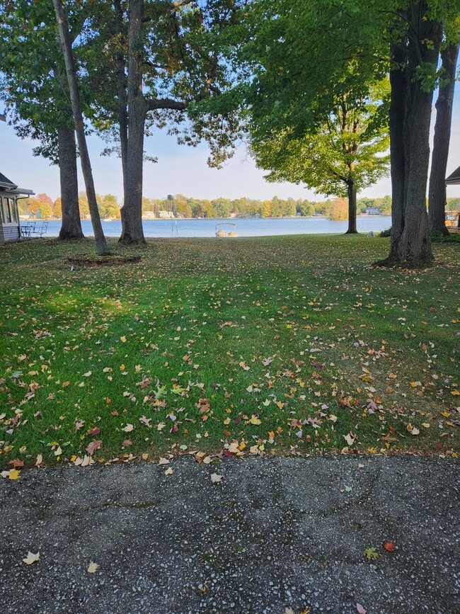 Building Photo - 10905 1st St