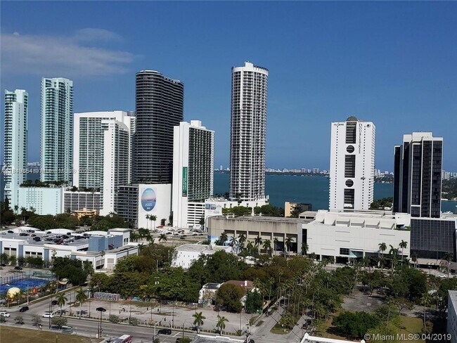 Foto del edificio - 1600 NE 1st Ave