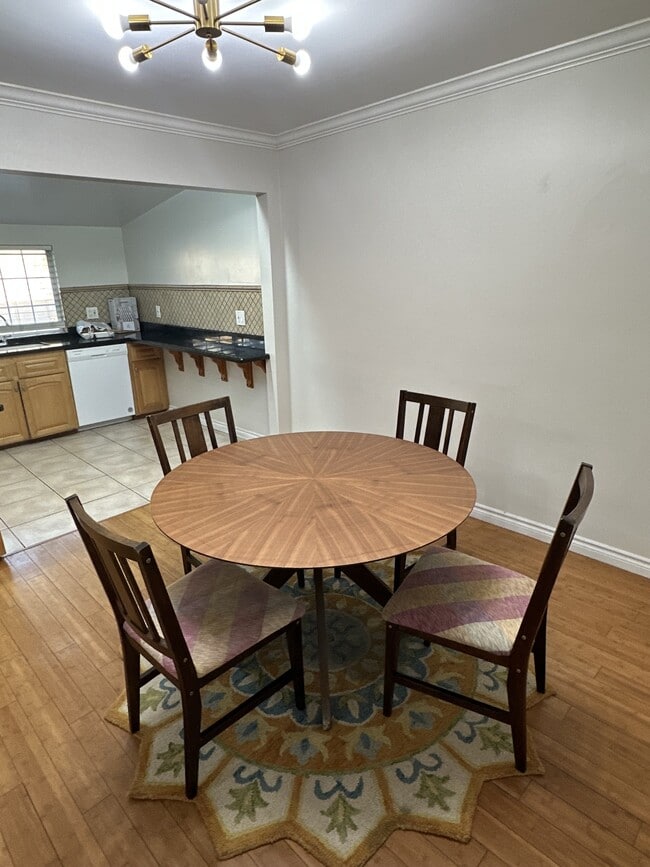 Foto del edificio - 5138 W 141st St