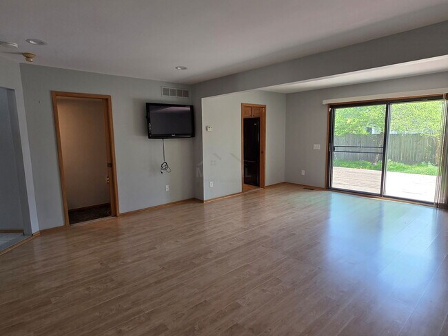 Foto del edificio - 1039 Cobalt St