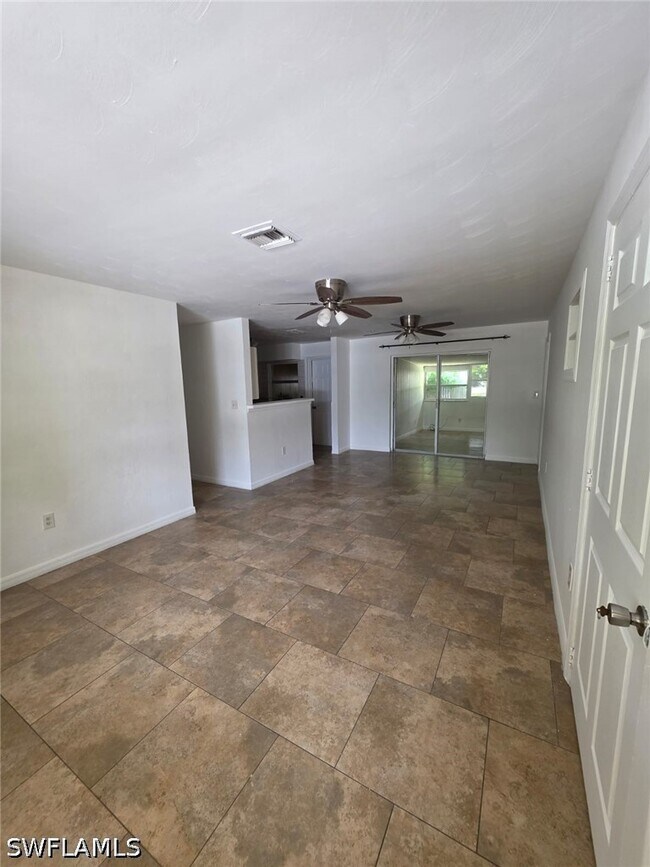 Foto del edificio - 2103 Unity Ave