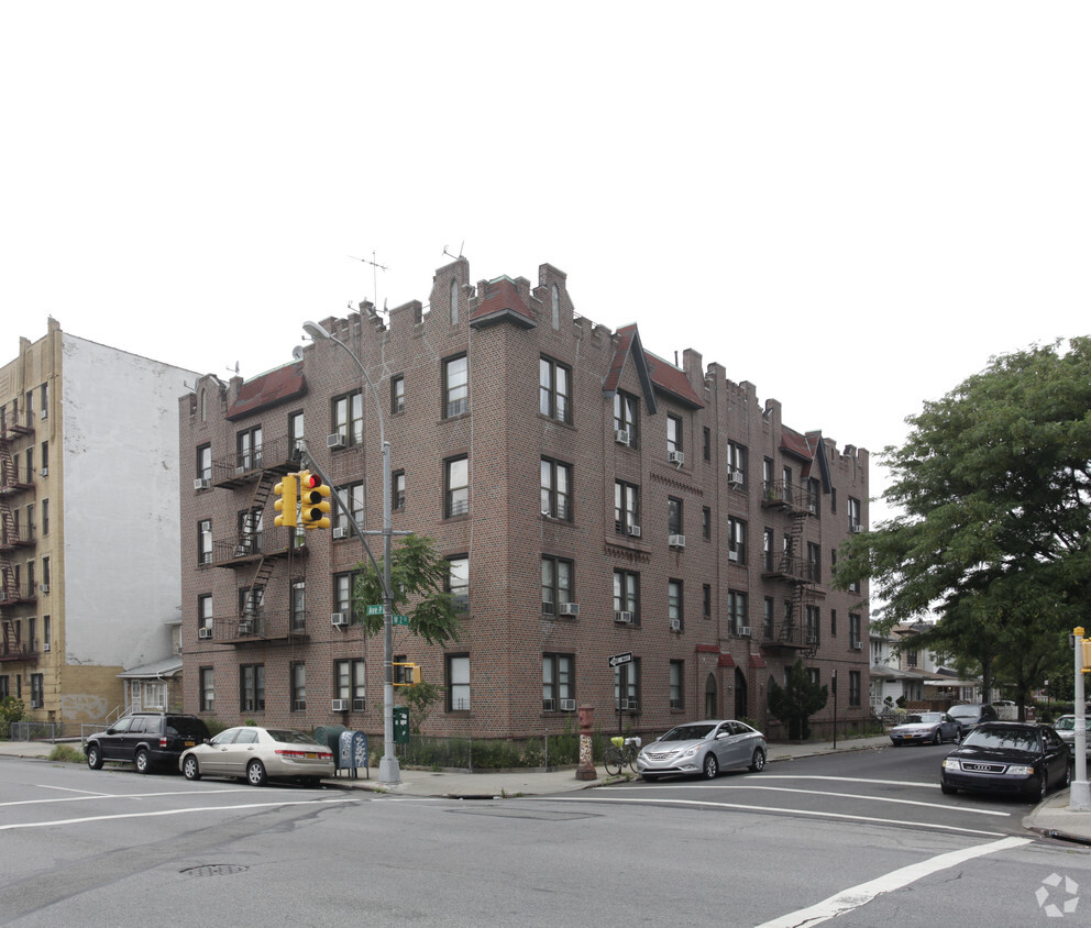 Primary Photo - 315 Avenue P