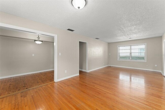 Building Photo - 2110 Gerda Terrace