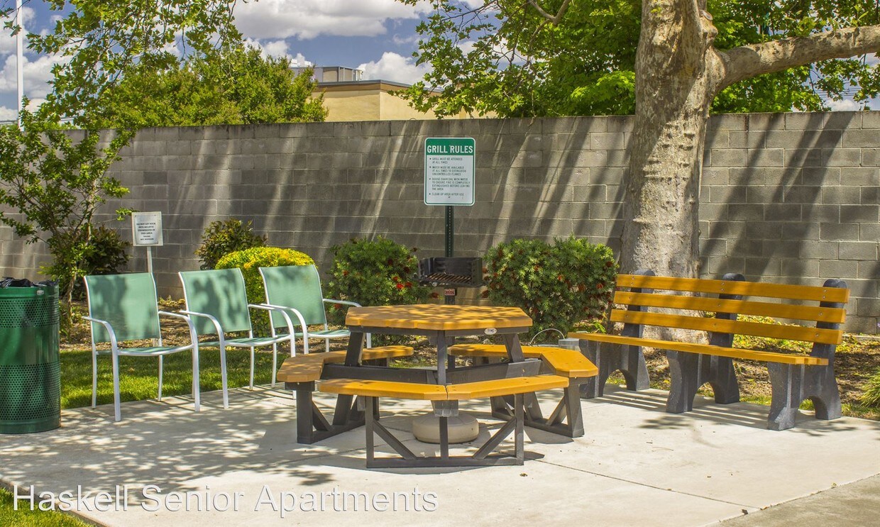 Building Photo - 150 Haskell St