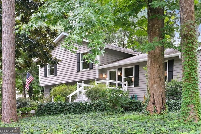 Building Photo - 130 Cains Cove Dr