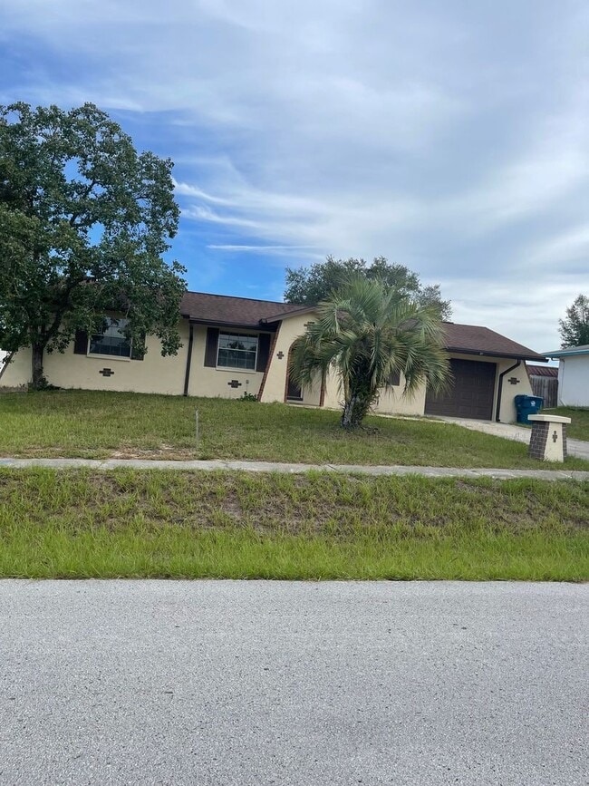 Building Photo - 5362 Springwood Rd