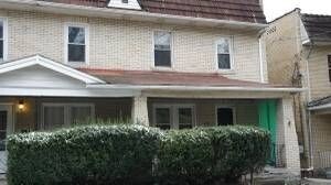 Foto principal - 2228 Manor Ave