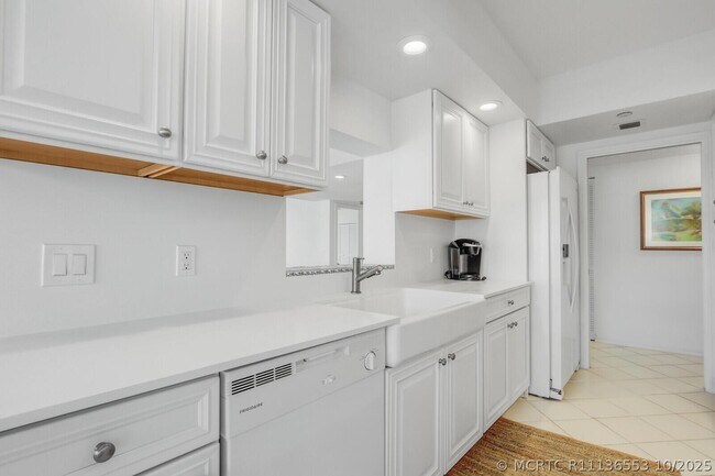 Foto del edificio - 4100 N Ocean Dr
