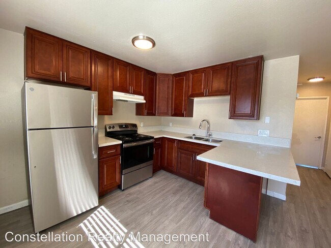 Building Photo - 4960-4970 Auburn Dr