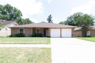 Building Photo - 22403 Deville Dr