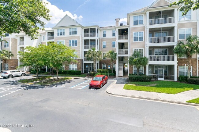 Foto del edificio - 11251 Campfield Dr