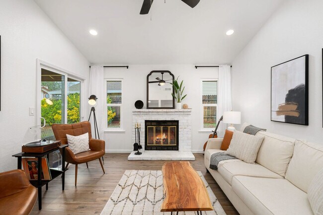 Foto del edificio - 4501 Wrenford Way