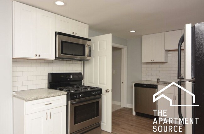 Building Photo - 2821 W 25th St