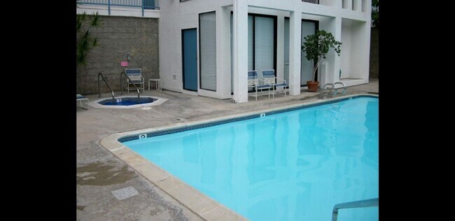 Foto del edificio - 3450 Third Ave