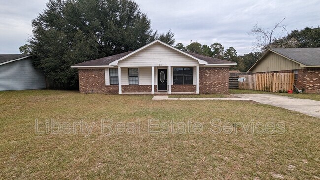 Building Photo - 245 Garden Cir