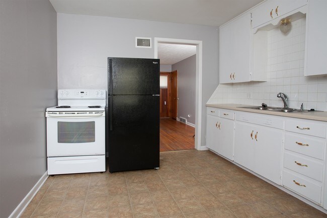 Foto del edificio - 3100 McCormick St