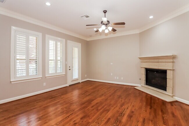 Foto del edificio - 1829 Oakdale St