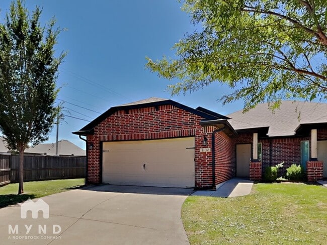 Building Photo - 1132 Merlin Dr