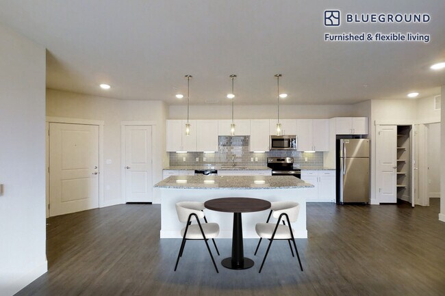 Foto del edificio - 13195 W Progress Cir