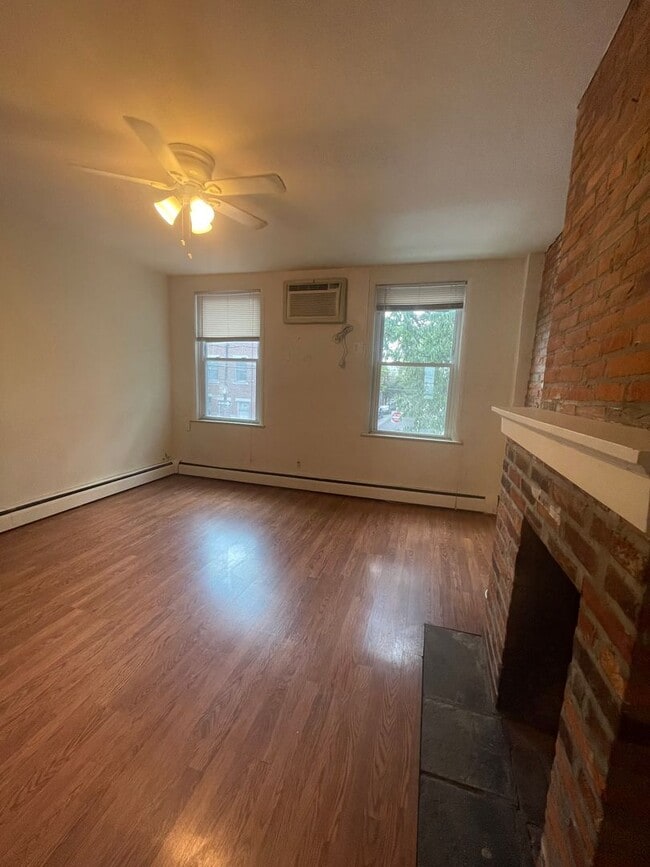 Building Photo - 509 S 22nd St