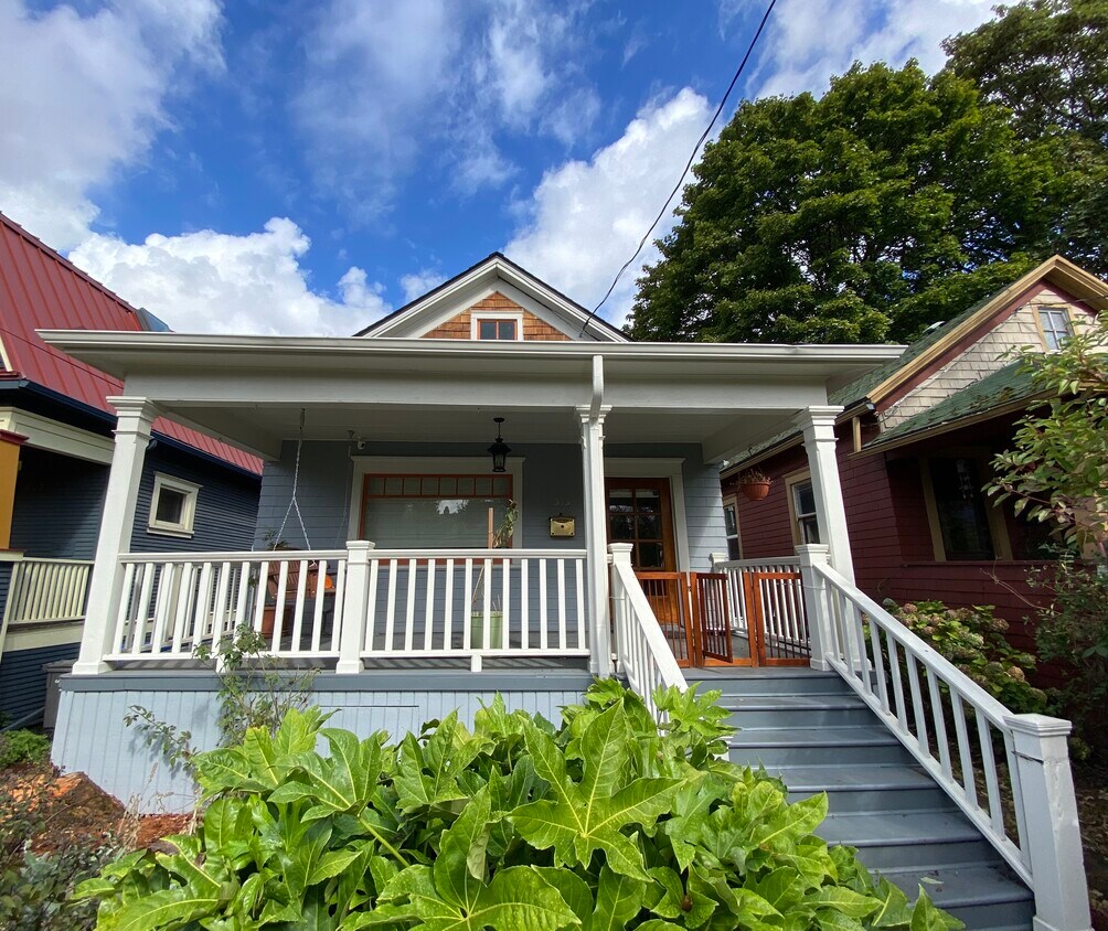 Foto principal - 313 NE Stanton St