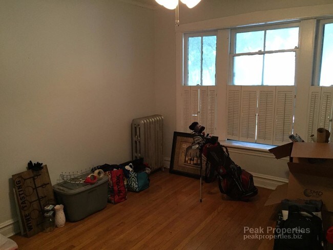 Foto del edificio - 543 W Arlington Pl
