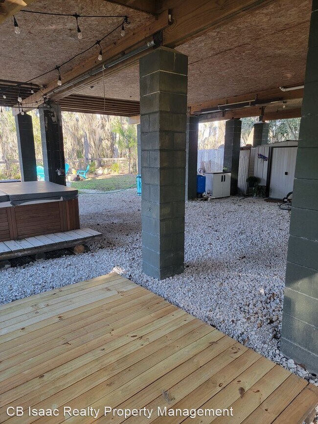 Foto del edificio - 1 br, 1 bath House - 20810 NE 132nd Ave
