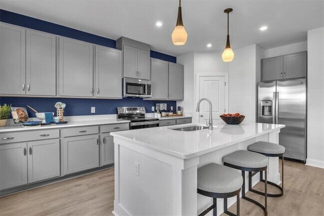 Foto del edificio - 75 Hickory Ln