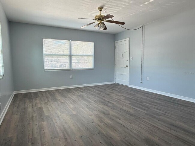 Foto del edificio - 1481 Drew St