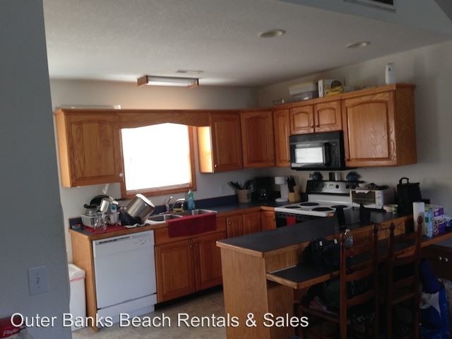 Building Photo - 4 br, 2 bath House - 2715 S Meekins Ave