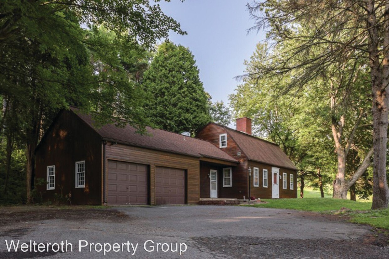 Primary Photo - 3 br, 2.5 bath House - 2875 Quaker State Road