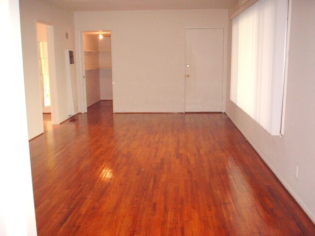 Building Photo - 3745 S Centinela Ave