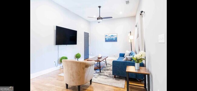 Foto del edificio - 468 Rockwell St SW
