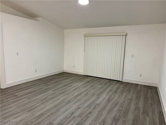 Foto del edificio - 6016 Lacota Ave