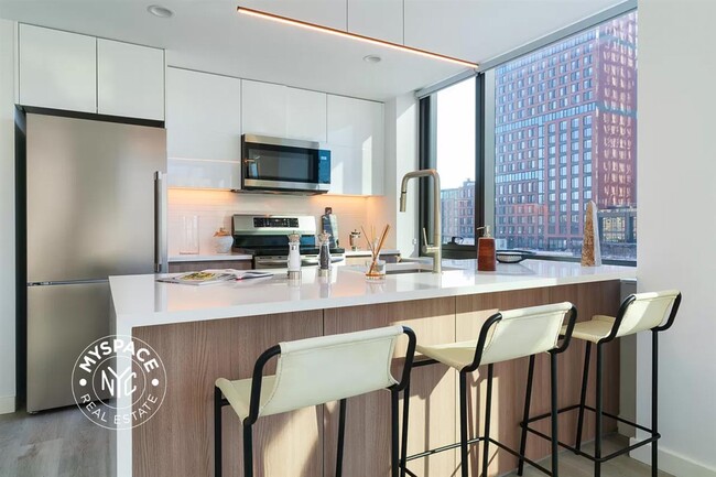 Foto del edificio - 77 Commercial St