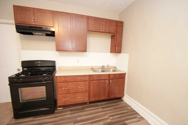 Foto del edificio - 655 Turner Ave NW