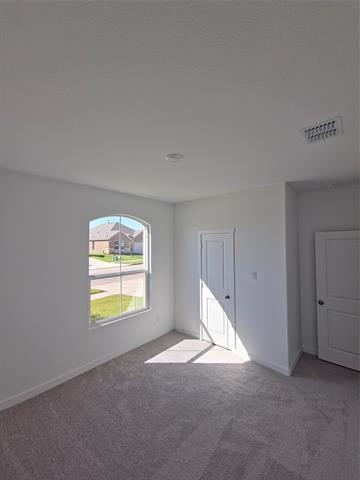 Building Photo - 925 Raintree Rd