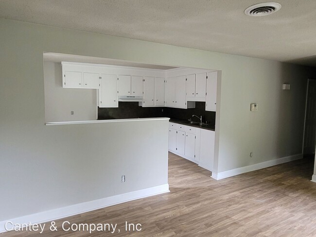 Building Photo - 3 br, 1 bath House - 536 Atterbury Drive
