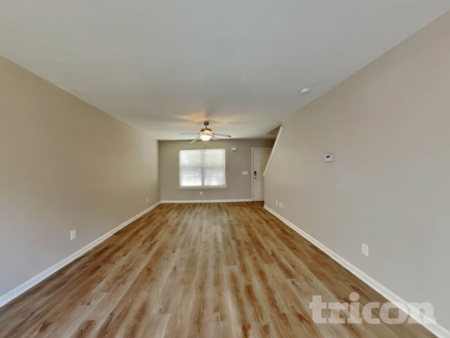 Building Photo - 175 Chesterbrook Ln