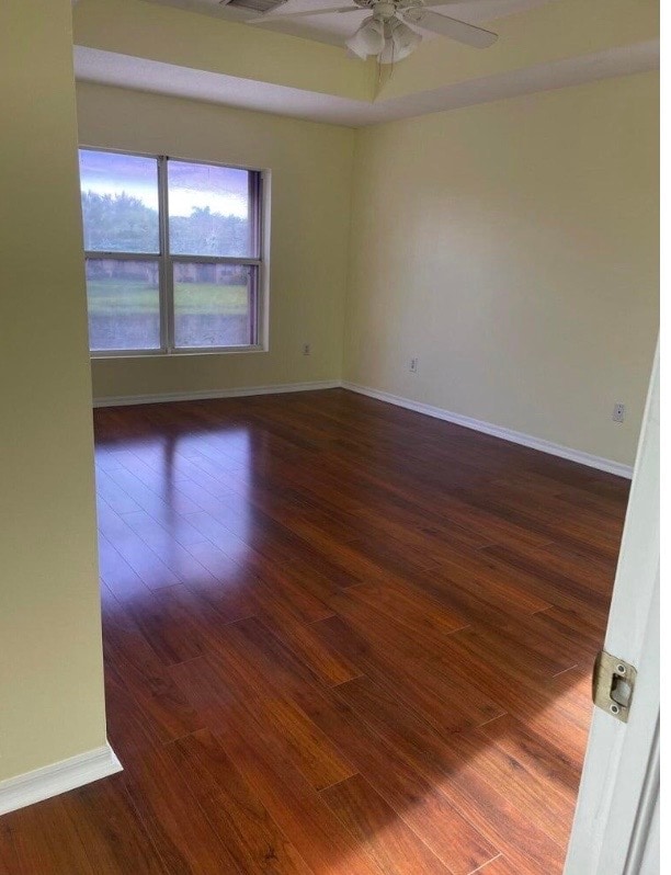 Foto del edificio - 274 River Bluff Ln