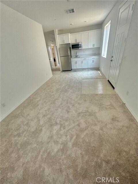 Building Photo - 30324 Waterline Dr