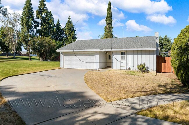 Building Photo - Beautiful single-story design 4 bedrooms a...