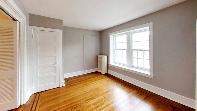 Foto del edificio - 504 Harper Ave
