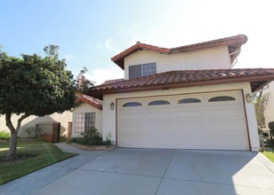 Building Photo - 2992 Hacienda Dr