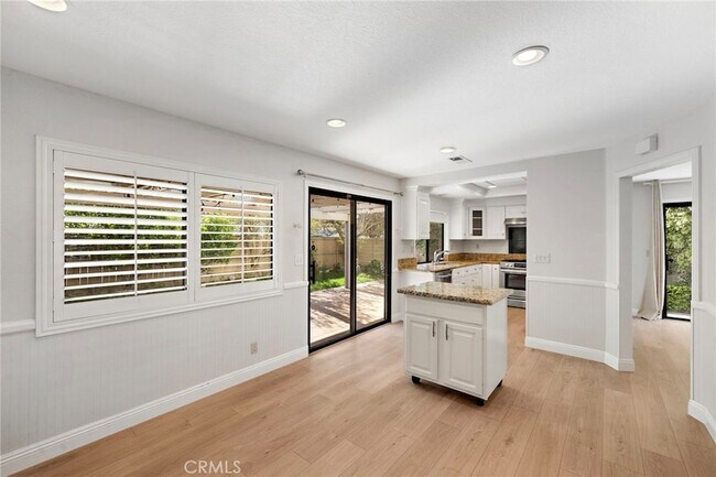 Foto del edificio - 46 Silkberry