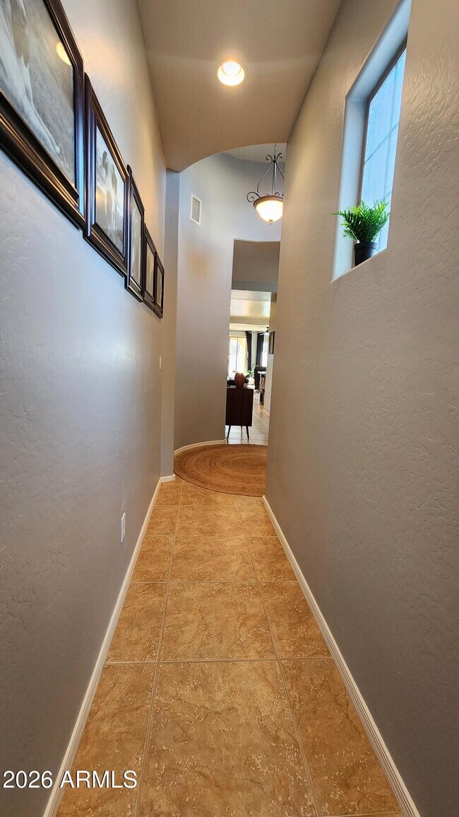 Building Photo - 18970 N Alicante St