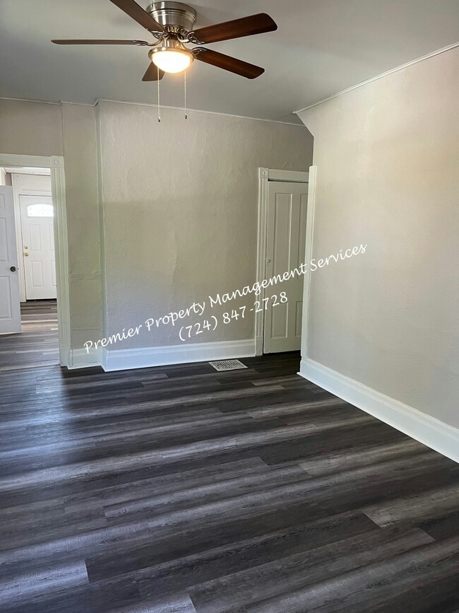 Building Photo - 2727 9th Ave