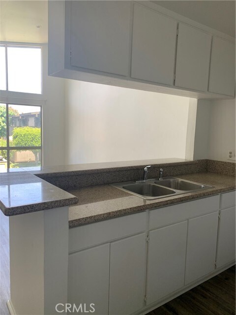 Building Photo - 808 Coriander Dr