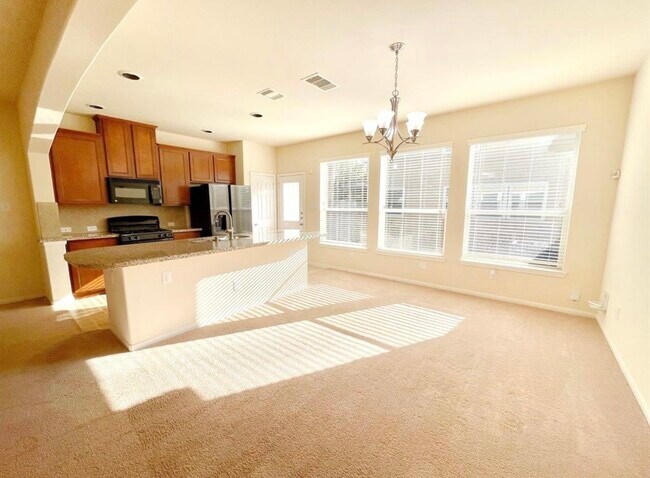 Foto del edificio - 8318 Greys Ln