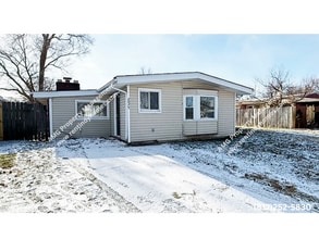 Building Photo - 2075 Alton St